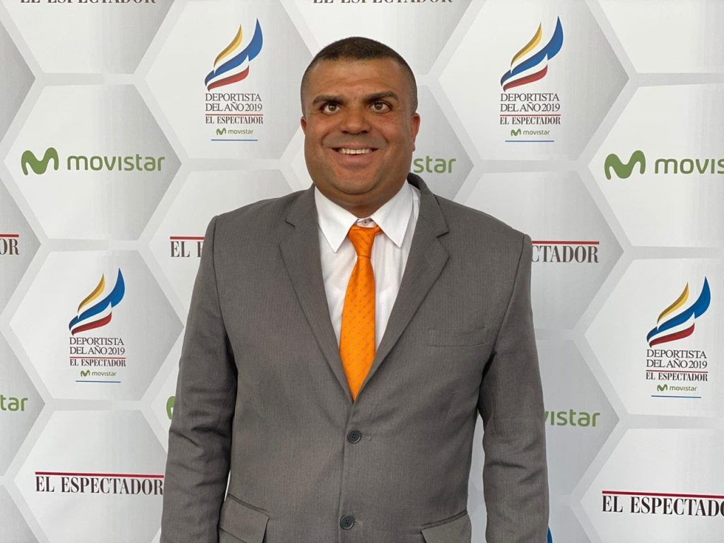  Julio César Ávila Sarria